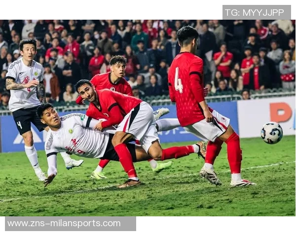 姜至鹏强行阻止主裁判出牌引发争议广东省港杯点球判罚引发热议