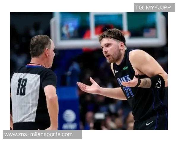 雷迪克直言队内一球员战术理解力差半场比赛仍不明白战术意图