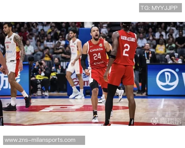 亚当斯称狄龙场下可爱场上却毫不留情甚至肘击自己